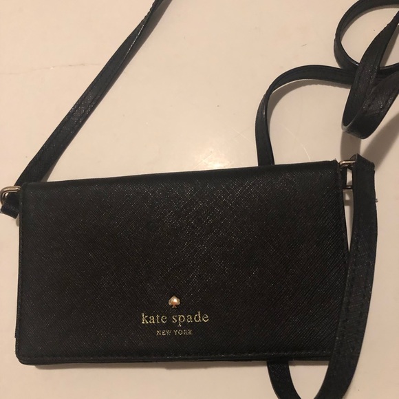 kate spade Handbags - Black Kate Spade Leather crossbody